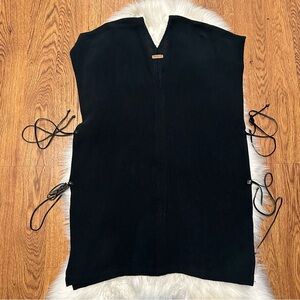 Caravana Tulum Black Gauze Tunic Top. Side ties, v neck. Beach wear.